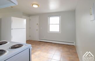 2 beds, 1 bath, 930 sqft, $1,775, Unit 268-22