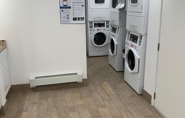 Studio, 1 bath, $1,775, Unit 407