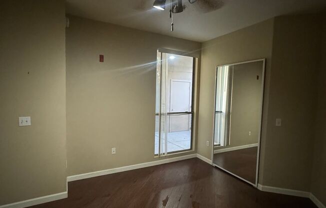 2 BEDROOM IN BILTMORE AREA IN PHOENIX