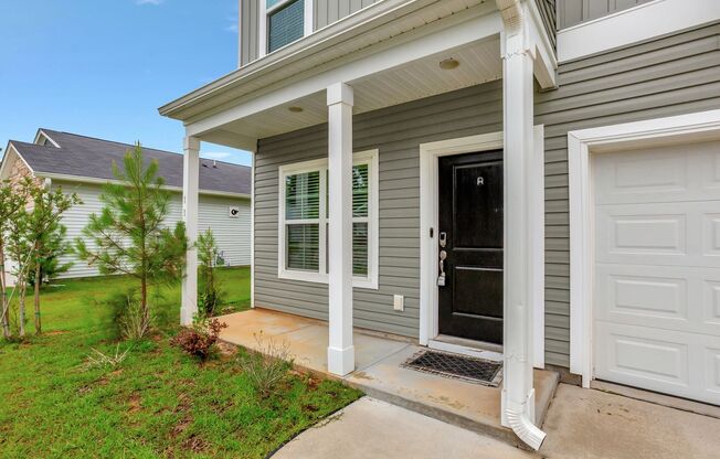 Goose Creek Home Available for a 9 Month Lease!