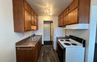 Phalen Apartments on Maryland!