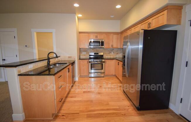 322 SW MARSUDA TERRACE