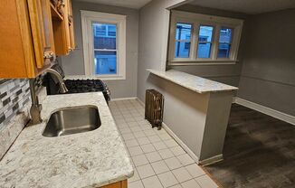 3 beds, 1 bath, $1,900