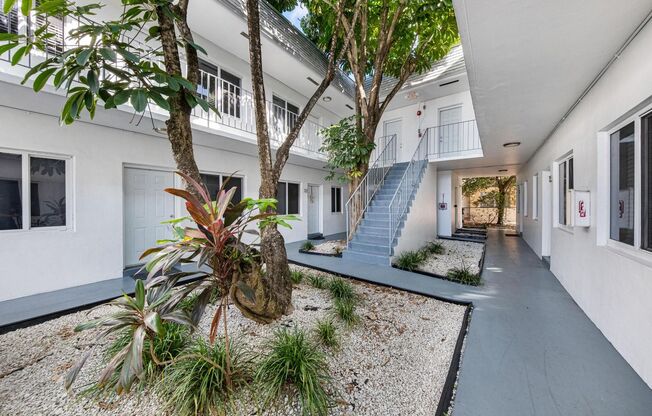 Kenwood Apartments