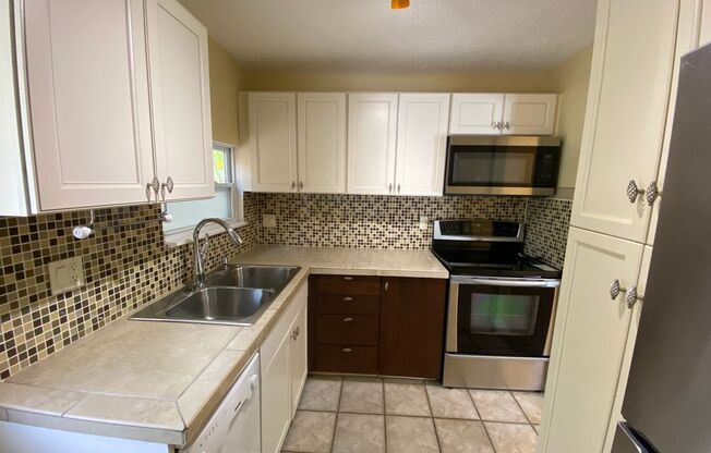 1 bed, 1 bath, $1,700