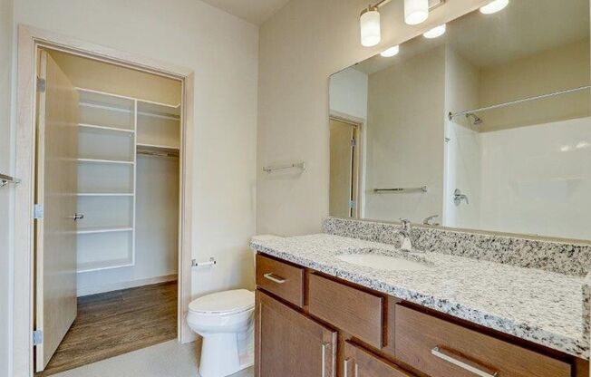 2 beds, 2 baths, 993 sqft, $2,350, Unit 415