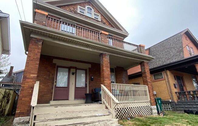 6 Bedroom House Located in Clifton Near UC's Campus