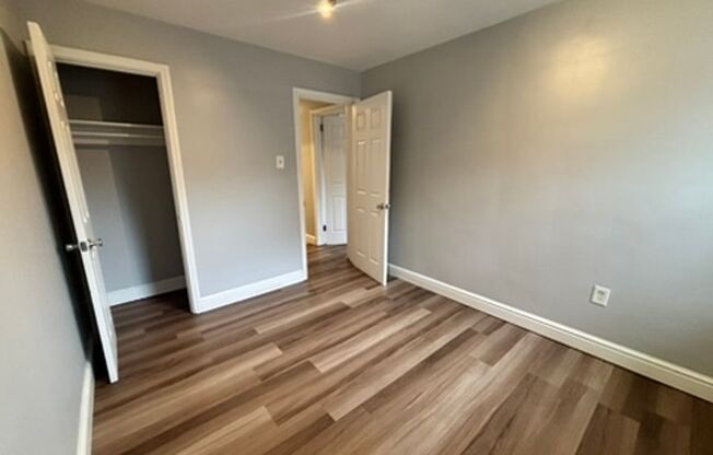 3 beds, 1 bath, 1,000 sqft, $2,390, Unit 6224 Fifth Ave. #210H