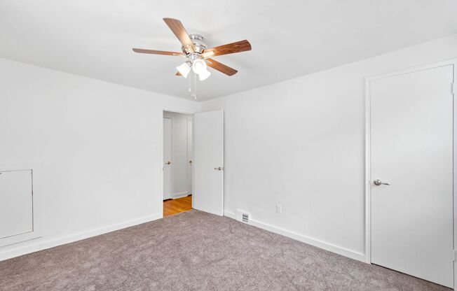 3 beds, 1 bath, $1,499