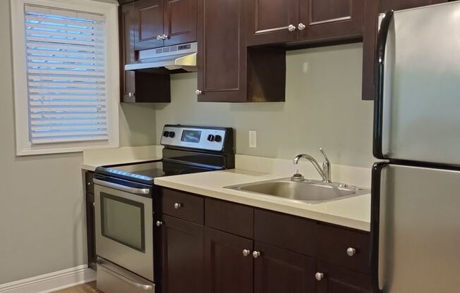 1 bed, 1 bath, 440 sqft, $1,100, Unit 724-15