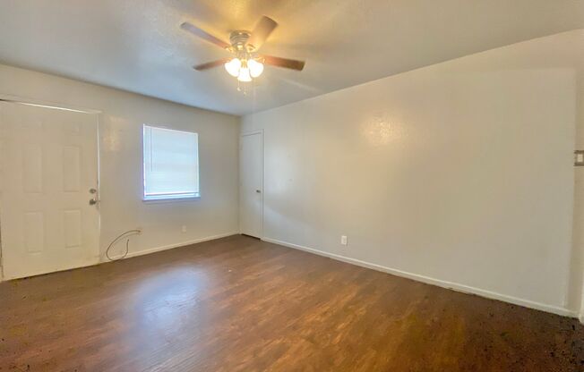 4613 Belton Ave