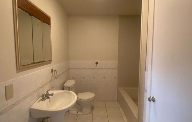 Spacious, remodeled 4 Bed, 2 Bath Home in Lubbock, TX