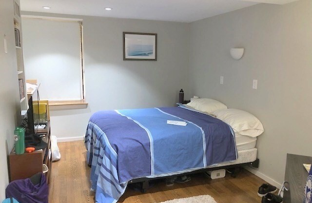 3 beds, 2.5 baths, 1,905 sqft, $6,200, Unit 20