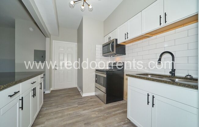 1 bed, 1 bath, 480 sqft, $900, Unit Unit 5