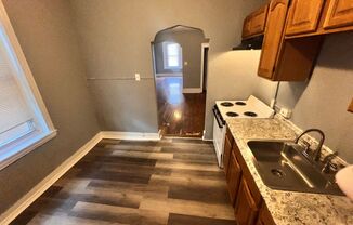 3 beds, 1 bath, $1,250