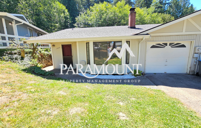 3 Bedroom 2 Bath Oasis in Port Orchard!