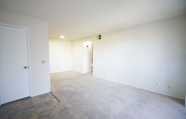 1 Bedroom and 1 Bathroom Condo Sacramento!
