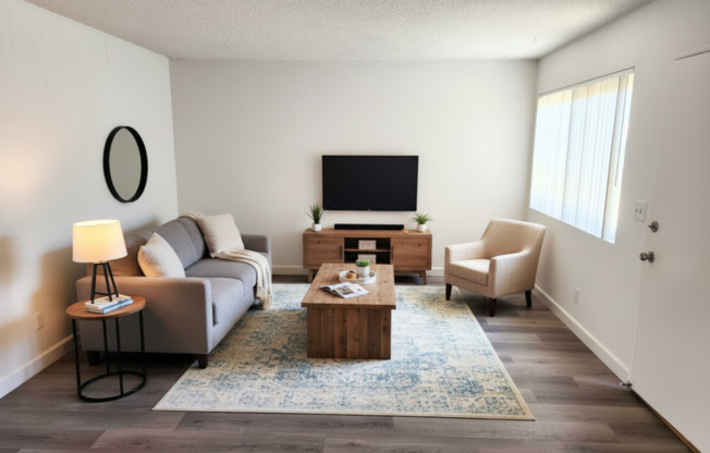 Beachside 2-Bed + 2-Bath | 2116 Nelson Avenue Redondo Beach, CA 90278