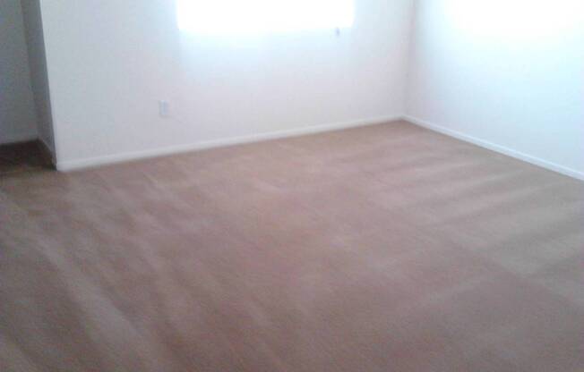 2 beds, 1.5 baths, 970 sqft, $1,225