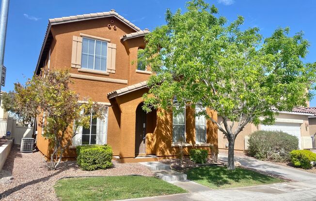 BEAUTIFUL 3 BEDROOMS 2.5 BATHS 2 STORY SINGLE FAMILY HOME WITH 2 CAR GARAGE
