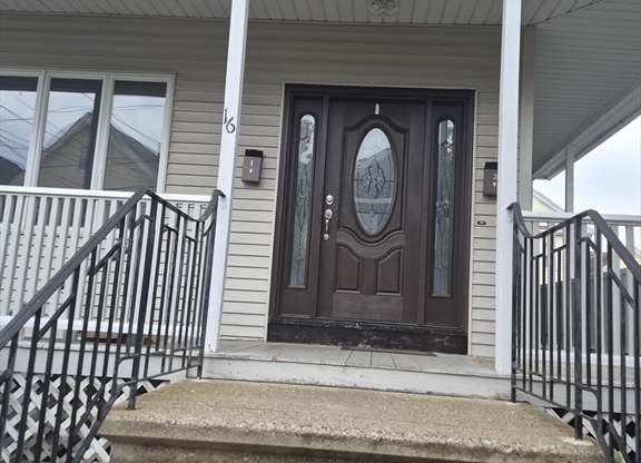 4 beds, 1 bath, 2,000 sqft, $3,800, Unit 1