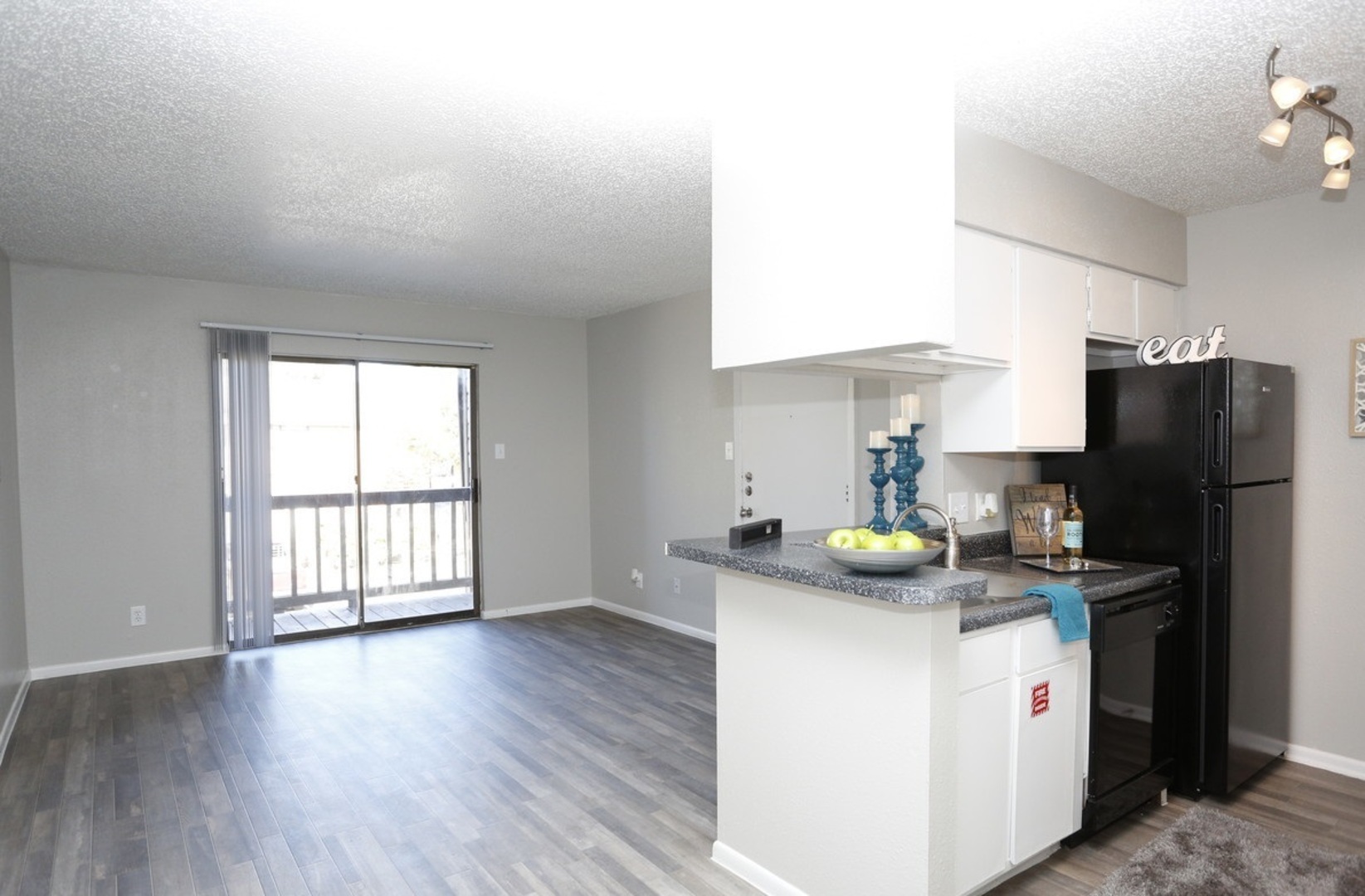 The Summit Apartments