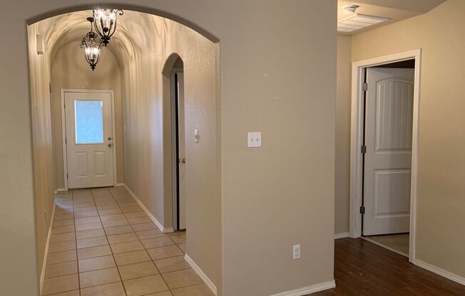 Beautiful Brick 3 Bed 2 Bath for Rent in Fort Smith!