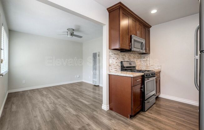 2727 1/2 G ST