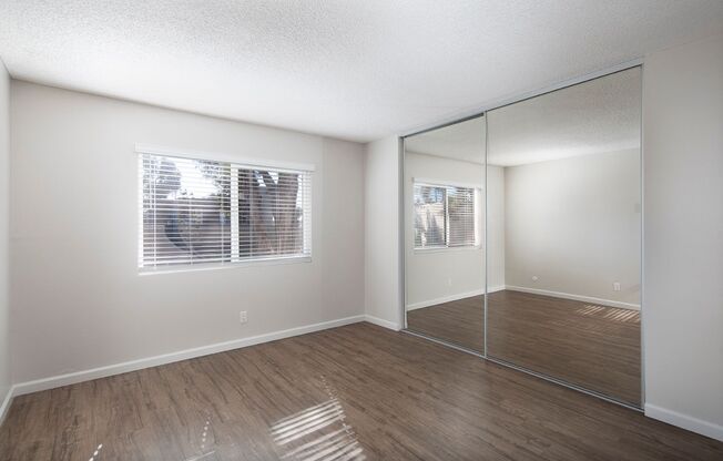 1 bed, 1 bath, $2,795, Unit 27-07