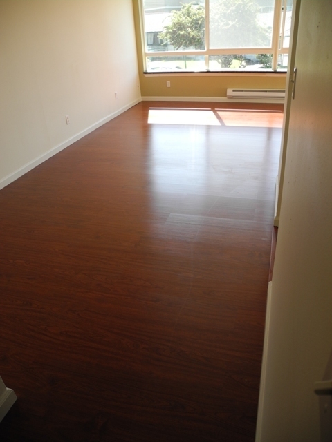1 bed, 1 bath, 630 sqft, $1,795, Unit R-307
