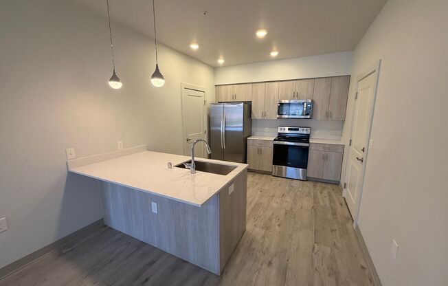 2 beds, 1 bath, 988 sqft, $1,545, Unit 101B
