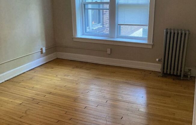 Studio, 1 bath, 308 sqft, $775, Unit 307