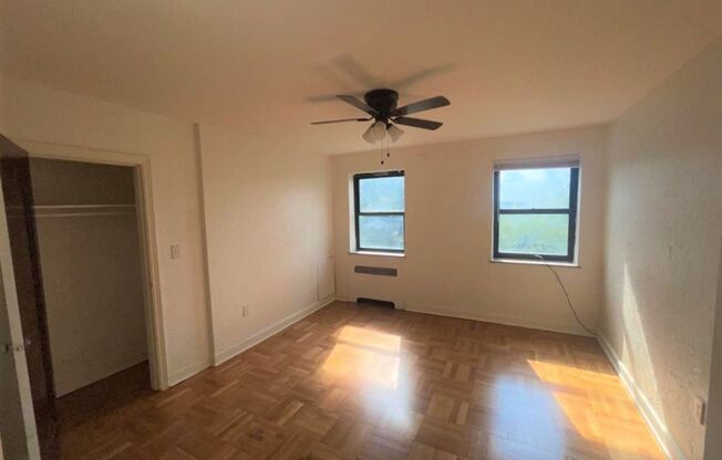 2 beds, 1 bath, 867 sqft, $1,100, Unit 307