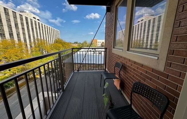 2 beds, 1 bath, 978 sqft, $2,250, Unit 509