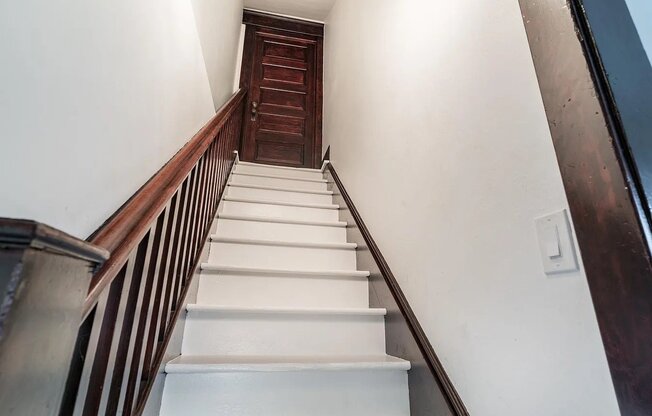 1735 SE 35 AVE