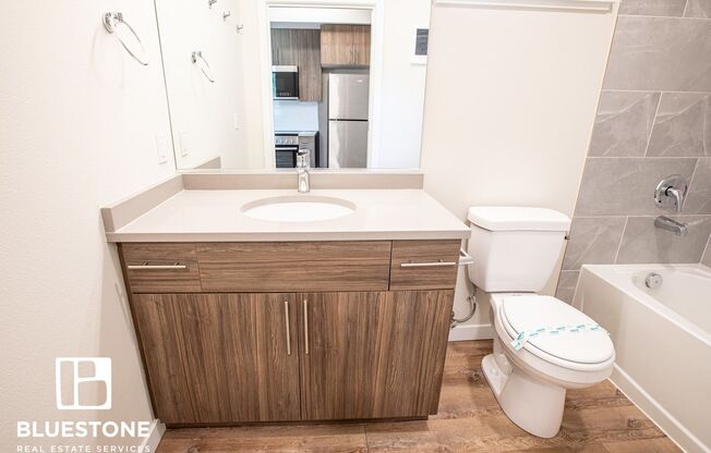1 bed, 1 bath, 706 sqft, $1,695, Unit 206