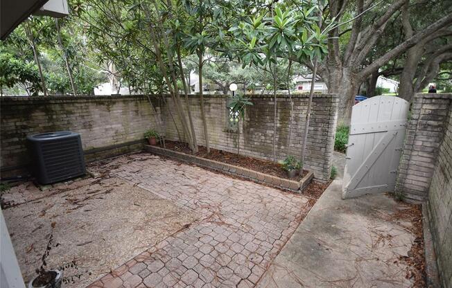 2 beds, 2 baths, 1,422 sqft, $1,350, Unit UNIT # 3009