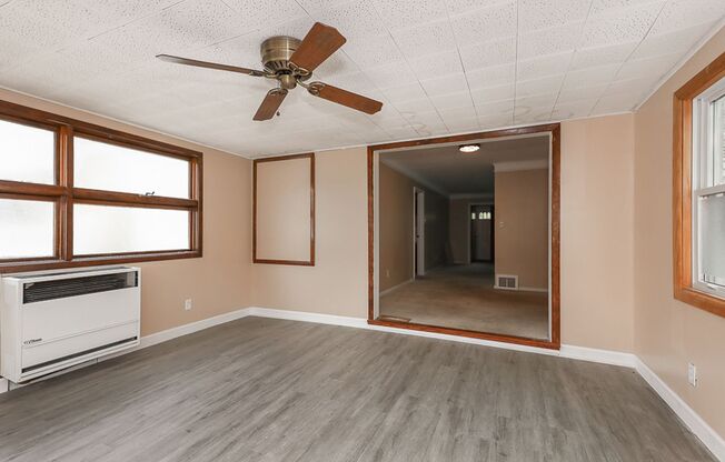 1624 Overbrook Rd Lyndhurst, OH 44124, USA