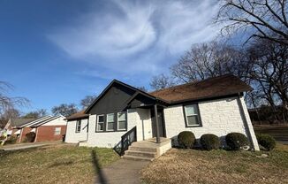 1118/1120 N. Tennessee Blvd.