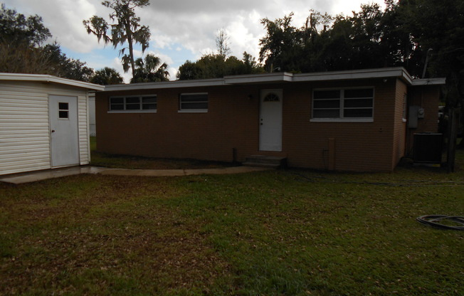 4 beds, 2 baths, $1,695