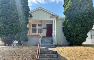 3 Bedroom, 2 Bathroom Ballard Home with New Carpet and Vinyl Throughout