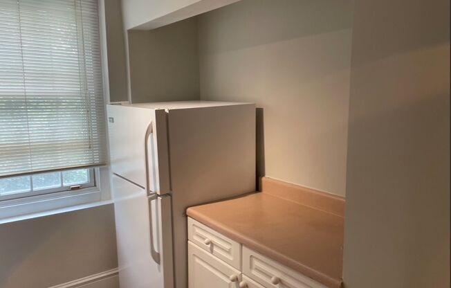 1 bed, 1 bath, 550 sqft, $1,495, Unit 963-411