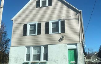 1239 W 67th Street