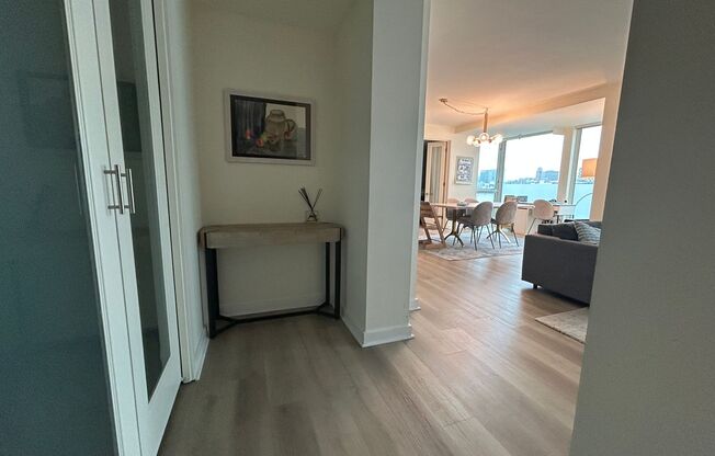 Stunning Urban Living 4 BR/ 3 BA Condo in SOMA Neighborhood