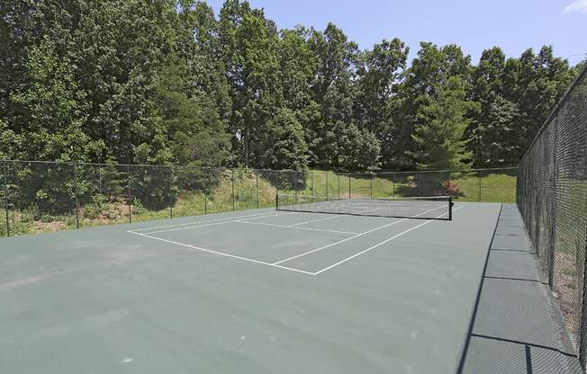 Tennis Court at Spring Hill Apartments & Townhomes, Baltimore, 21234