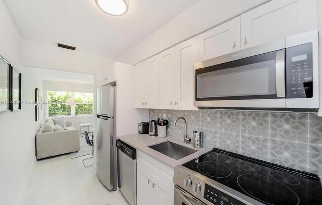 6208 SW 59 PL