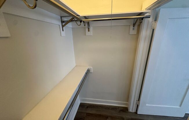 Studio, 1 bath, $1,154, Unit 214