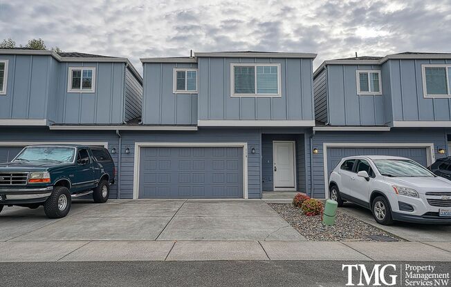 3 beds, 2.5 baths, 1,650 sqft, $2,490, Unit C-112