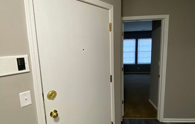 2 beds, 1 bath, 1,000 sqft, $1,595, Unit 1167-9
