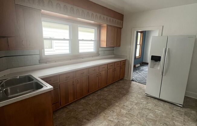Remodeled Downtown 4 Bedroom House